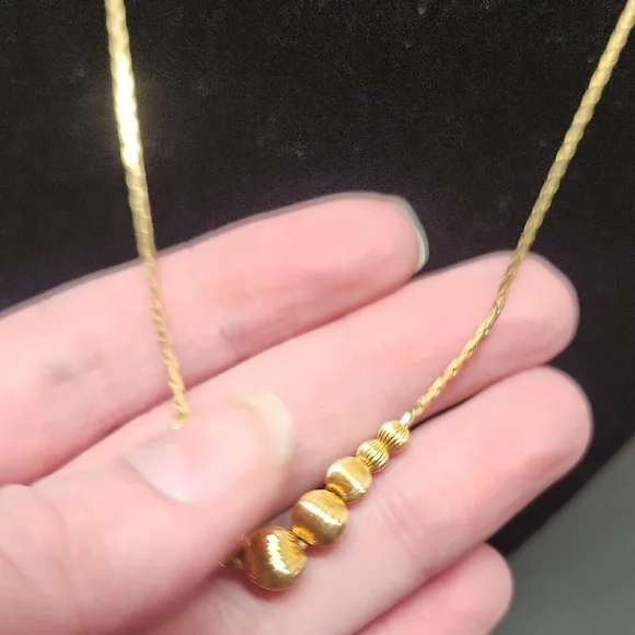 Gold Minimalist Beaded Necklace Jewelry - Picture 3 of 6